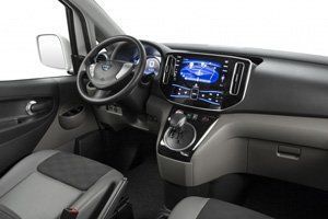 nissan e-nv200 details