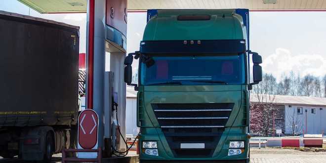 El gas&oacute;leo sube 15 c&eacute;ntimos en tres d&iacute;as y  se esperan nuevas subidas