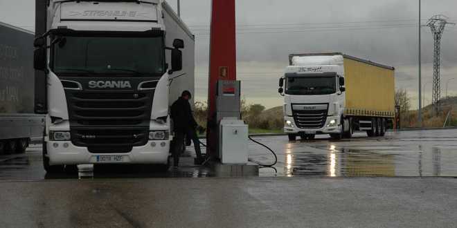 Gobierno aprobar&aacute; nuevas ayudas al transporte por carretera por la crisis de Ir&aacute;n