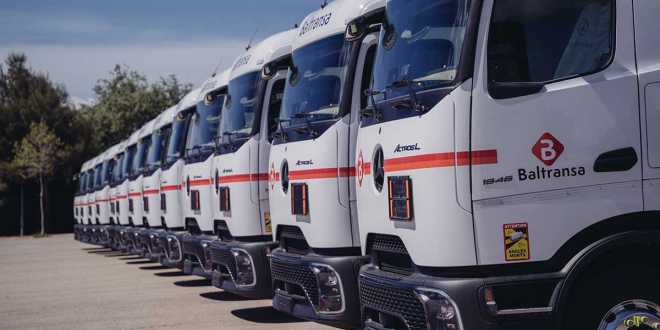 Baltransa ampl&iacute;a flota con 25 Mercedes-Benz Actros 1846 LS ProCabin para transporte ADR