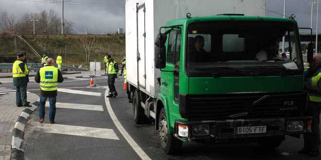Uno de cada cinco camiones inspeccionados por la DGT fue sancionado en la &uacute;ltima campa&ntilde;a especial