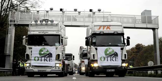 Los transportistas franceses anuncian movilizaciones desde el 21 de octubre       