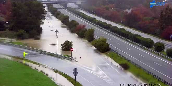 DGT vuelve a  alertar por lluvias extremas y nieve en carreteras clave