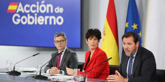 Transportes sancionar&aacute; a las empresas que no revisen las tarifas cuando sube el precio del combustible