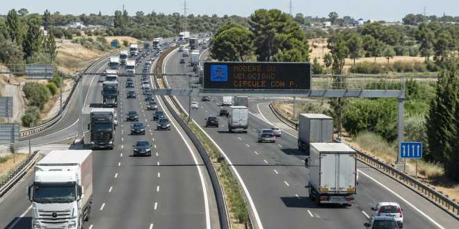 La DGT activa la segunda operaci&oacute;n salida del verano con 5,6 millones de desplazamientos