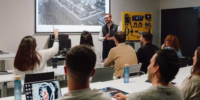 Scania incorpora formaci&oacute;n y coaching para conductores en la entrega de sus veh&iacute;culos nuevos